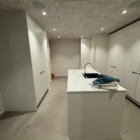 Moderne Kaelderrum Appartement *